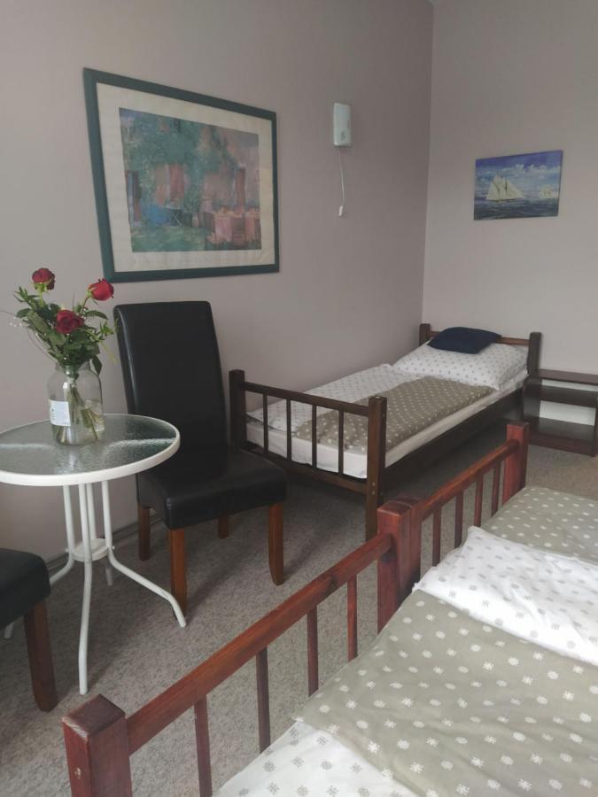 Hotel Koruna Penzion Teplice nad Metují Dış mekan fotoğraf